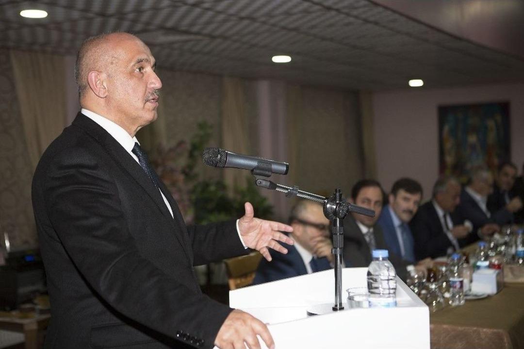 Rekt&ouml;r &Ccedil;omaklı, Stk Temsilcileriyle Bir Araya Geldi