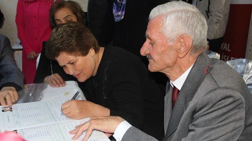 Huzurevinden D&uuml;nyaevine