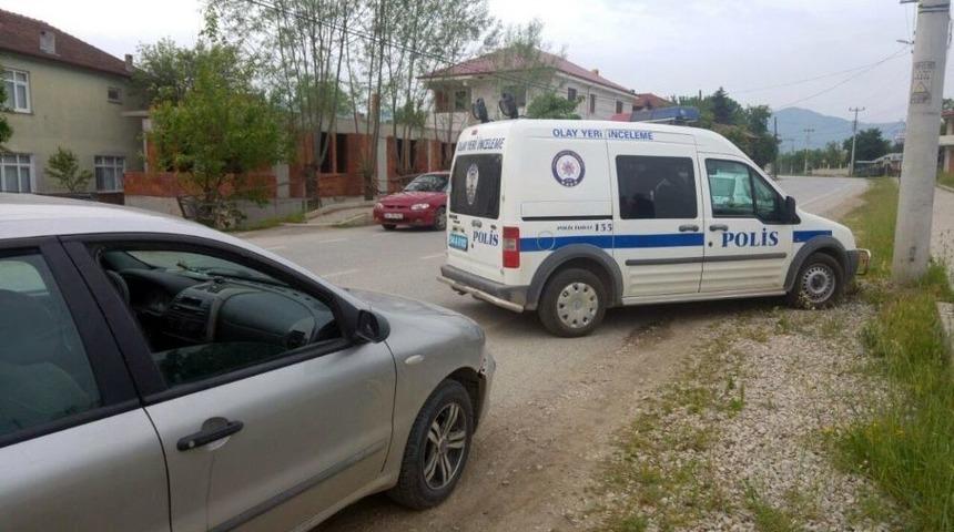 Ş&uuml;pheli Otomobilde Uyuşturucu Haplar Ele Ge&ccedil;irildi