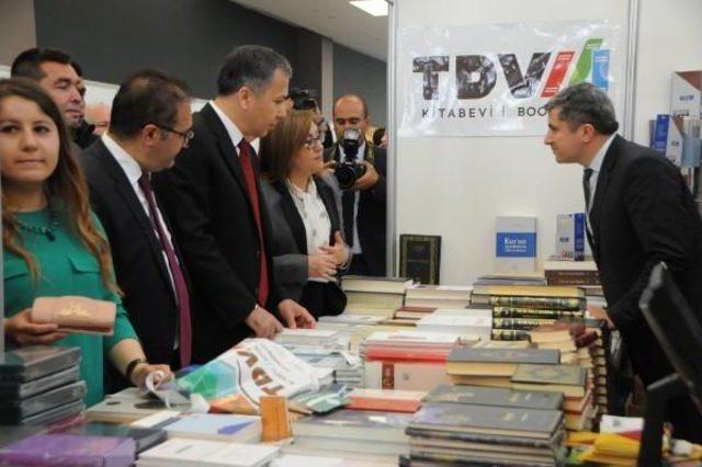 Gaziantep'te 'kitap Fuarı' Açıldı