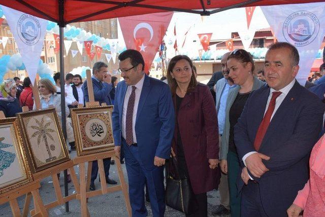 Başkan Genç, El Sanatları Sergisini Açtı