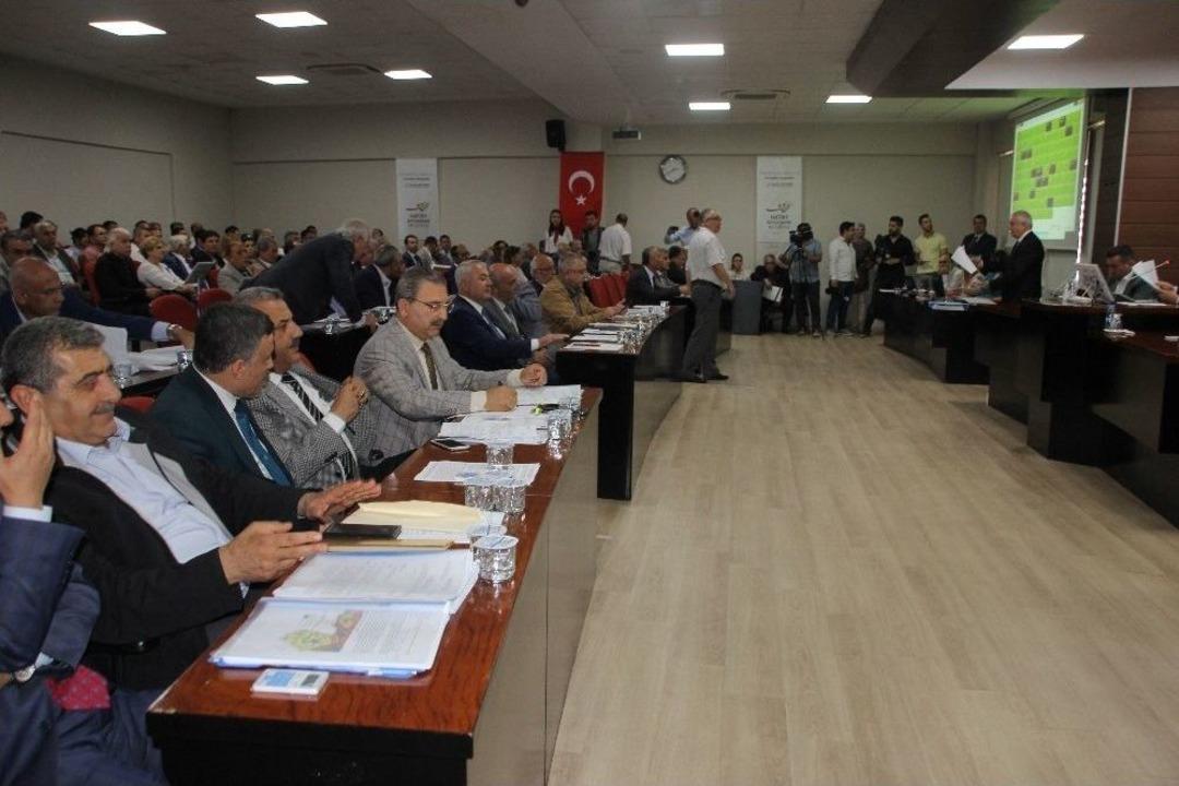 B&uuml;y&uuml;kşehir Meclisinde "kredi" Tartışması