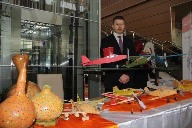 Sivas&rsquo;ta Halk Eğitim Merkezi Kursiyerleri Sergi A&ccedil;tı 3