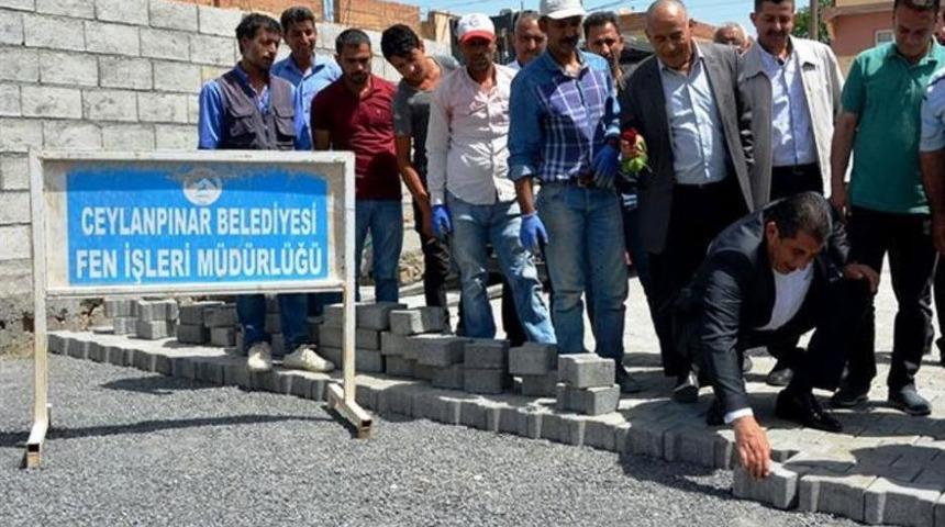 Ceylanpınar&rsquo;da Kilitli Parke Taşı D&ouml;şenmeye Başladı