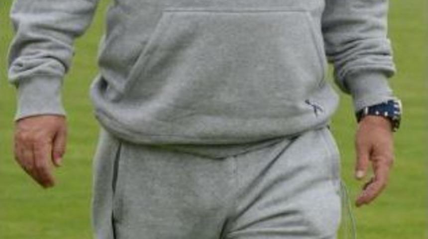 Kayserispor Teknik Direkt&ouml;r&uuml; Bakkal:"stat D&uuml;ğ&uuml;n Yerine D&ouml;nmeli"