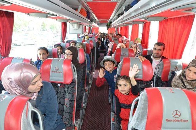 Yeşilyurt Belediyesinden Suriyeli Öğrencilere Çanakkale Gezisi 1