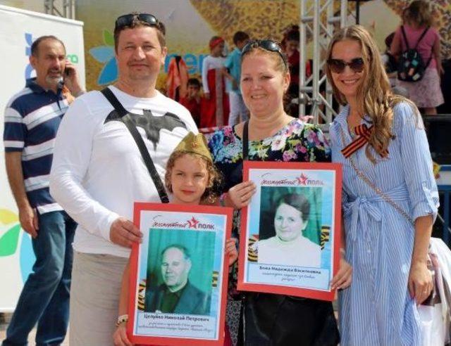 Kemer de Ruslar Zafer Bayramı nı Kutladı 2