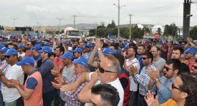 Aliağa T&uuml;praş &Ccedil;alışanları Iş Bıraktı 1