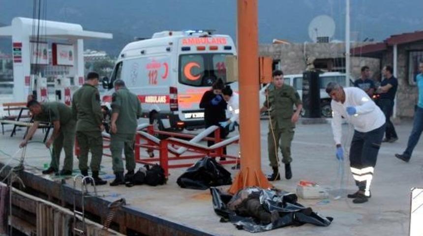 Kemer&rsquo;De Denizde Erkek Cesedi Bulundu