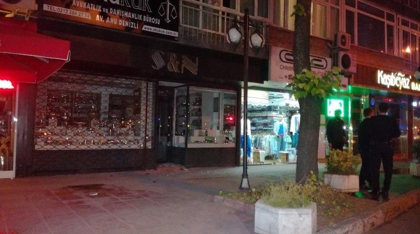 Beşiktaş&rsquo;ta G&uuml;m&uuml;ş&ccedil;&uuml; Soygunu