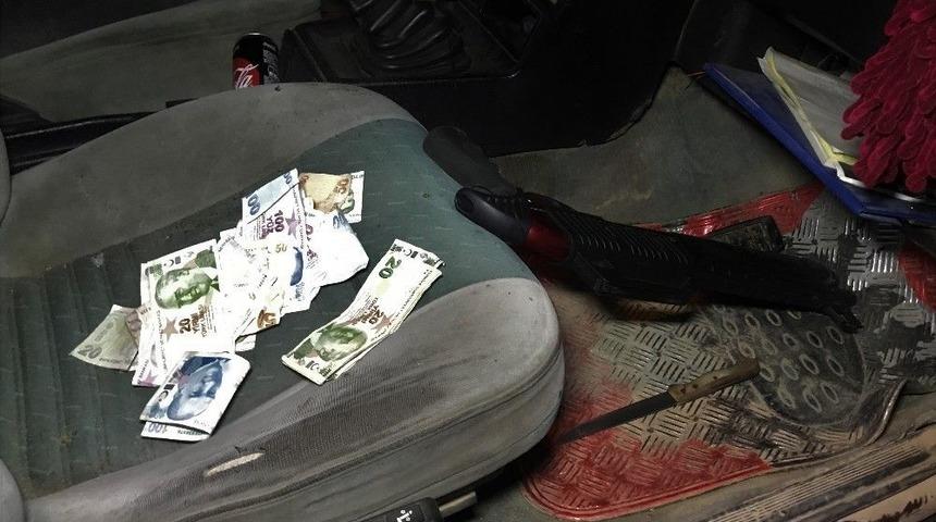 Acemi Hırsızlar Benzinlik Soydu, Polise Yakalandı