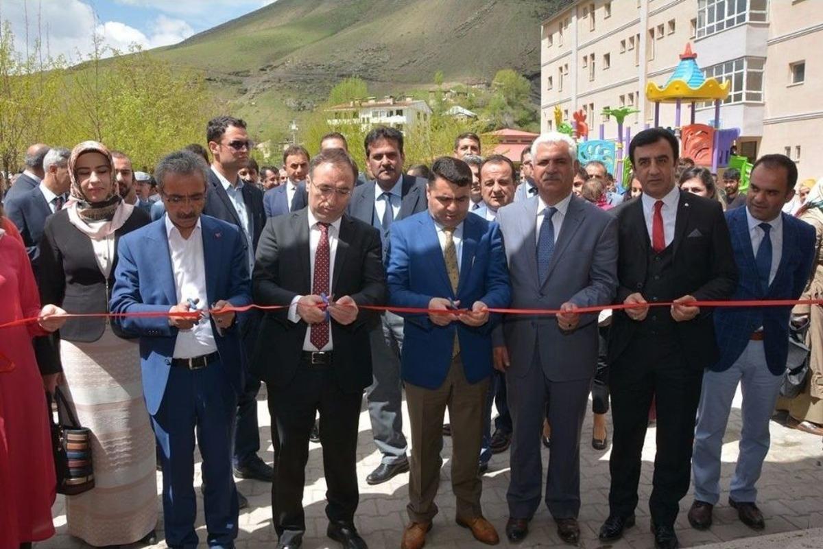 &Ccedil;atak&rsquo;ta Yılsonu Sergisi