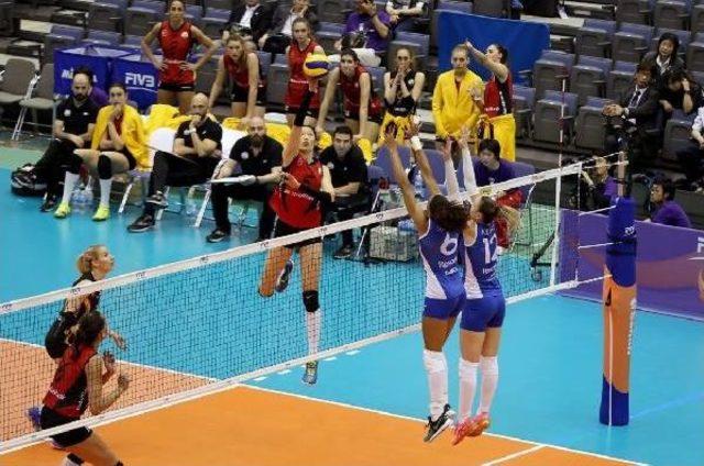 Dünya Kulüpler Voleybol Şampiyonası'ndaki Temsilcilerimiz Mücadelelerden Galip Ayrıldı