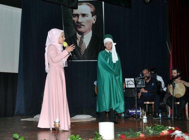 Mevlana’yı Şiirleriyle Yaşattılar