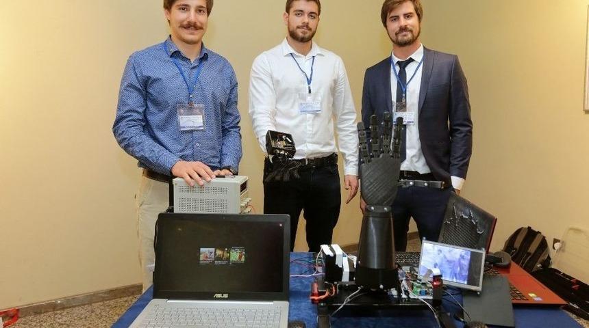 &Uuml;niversiteliler Bomba İmha Eden Robot Tasarladı