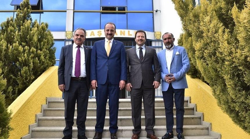 Başkan Akg&uuml;l&rsquo;den Ankarag&uuml;c&uuml;&rsquo;ne Ziyaret