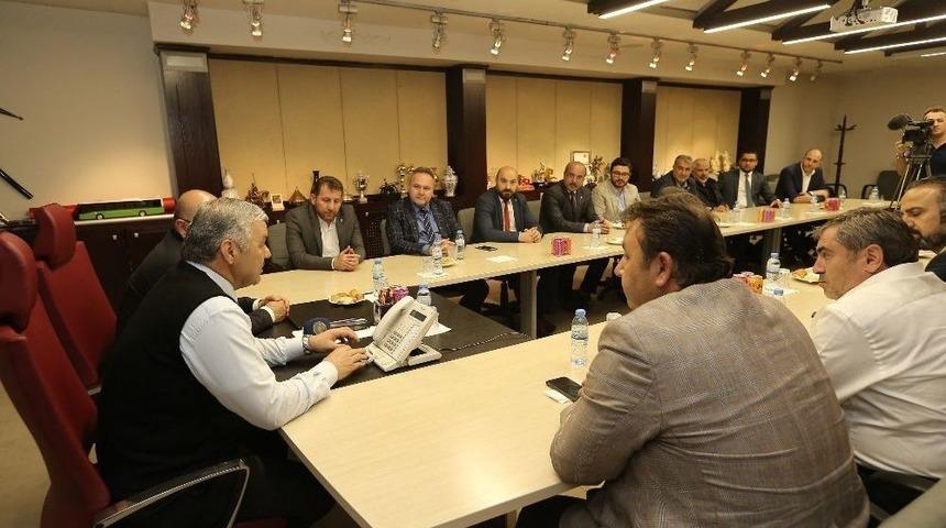 Ak Parti İl Y&ouml;netimi Başkan Mustafa &Ccedil;elik&rsquo;i Ziyaret Etti