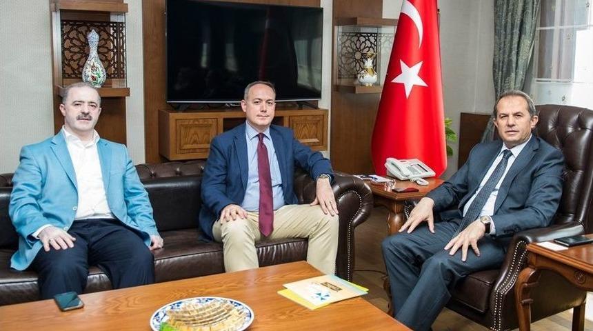 T&uuml;r&ccedil;ev Heyetinden Vali Taşyapan&rsquo;a Ziyaret