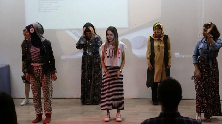 Sosyal Bilimler Myo&rsquo;da &Ccedil;ocuk Gelişimi Programı Tanıtıldı