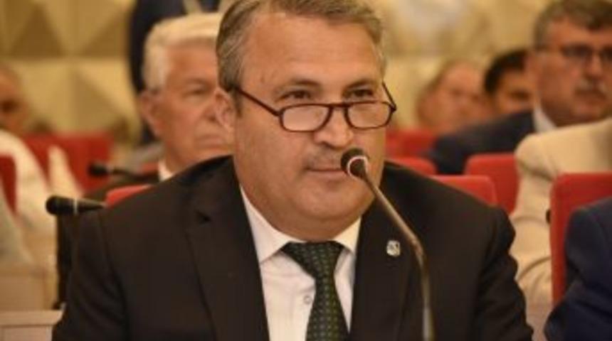 Başkan &Ccedil;er&ccedil;i&rsquo;den &lsquo;paylaştırma&rsquo; Eleştirisi