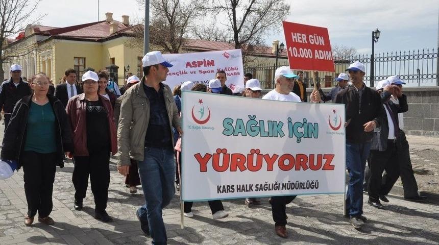 Kars&rsquo;ta Sağlıklı Yaşam Y&uuml;r&uuml;y&uuml;ş&uuml; Yapıldı