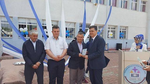 Başkan Yalçın, Tübitak 4006 Bilim Fuarı’na Katıldı