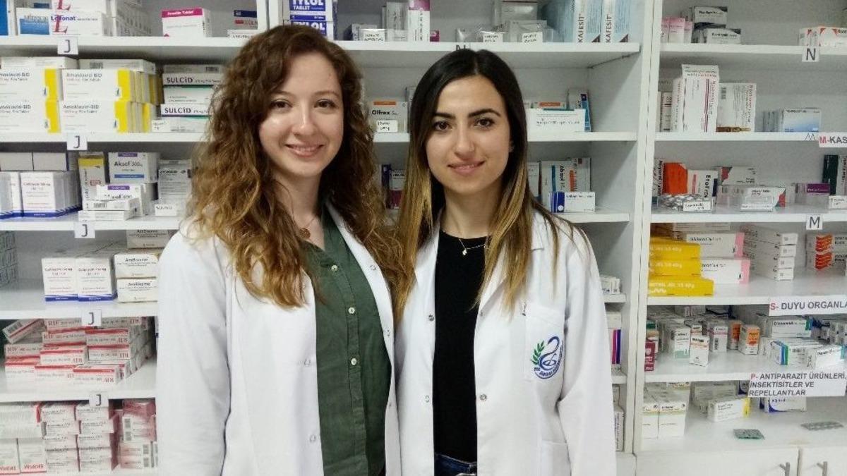 K&uuml;tahyalı Eczacıların &rsquo;bilgi Yarışması&rsquo; Başarısı