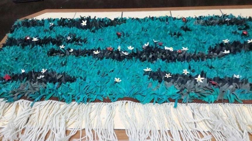 &Ccedil;ocuklar &Ccedil;izdi, B&uuml;y&uuml;kler Dokudu