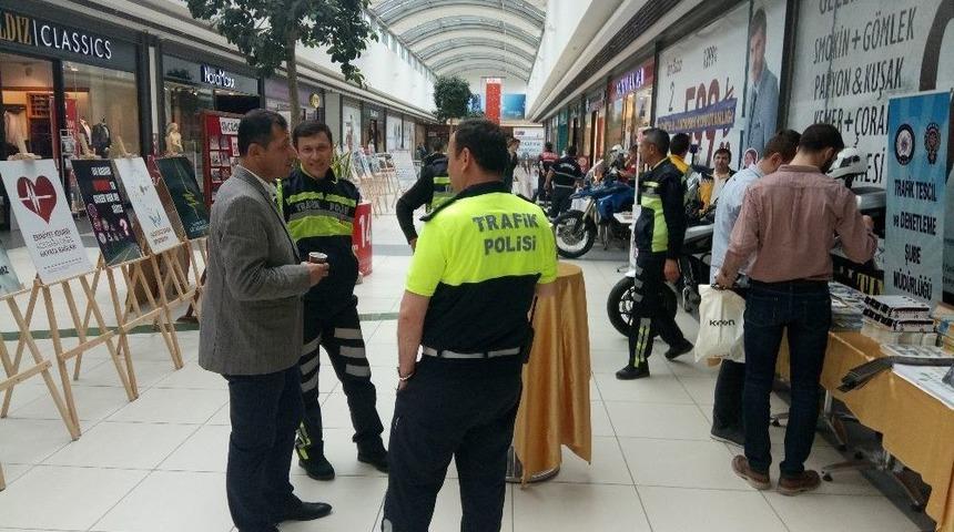K&uuml;tahya&rsquo;da &rsquo;trafik Haftası&rsquo; Sergisi