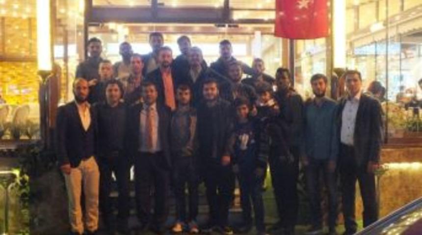 Hankendi Belediyespor Şampiyonluğu Kutladı