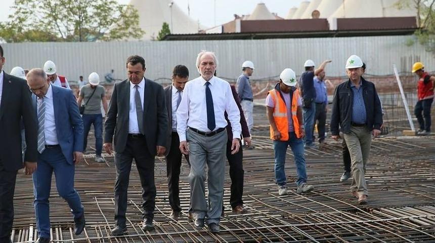 Yeni Belediye Hizmet Binası 1 Yıl Sonra Tamam