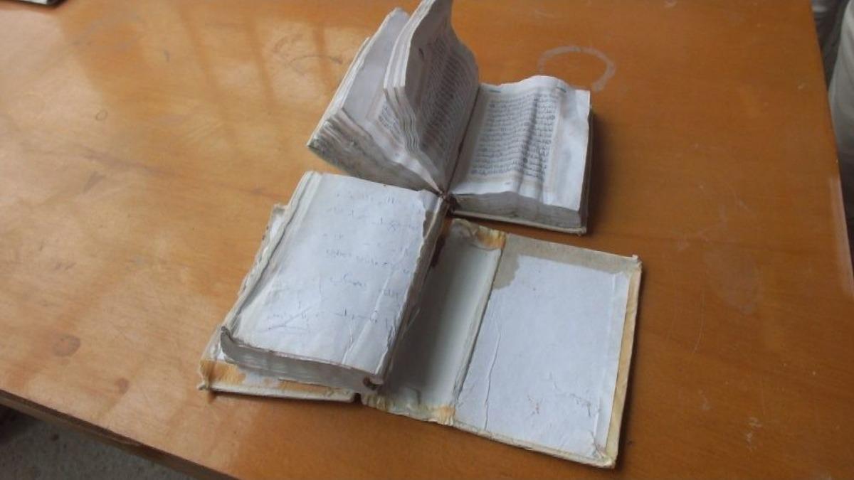 Aylarca Denizde Kalan Kur&rsquo;an-ı Kerimler Zarar G&ouml;rmedi