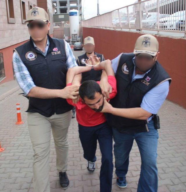 İnşaat Konteynerinde Yakalanan Ter&ouml;rist Adliyeye Sevk Edildi 2