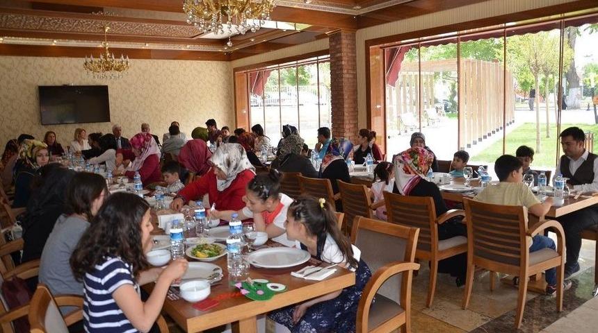 B&uuml;y&uuml;kşehir&rsquo;den D&uuml;nya &Ccedil;&ouml;lyaklılar G&uuml;n&uuml; Etkinliği