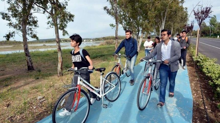 Aliağa Bisiklet&ccedil;ilerin Uğrak Yeri Oldu