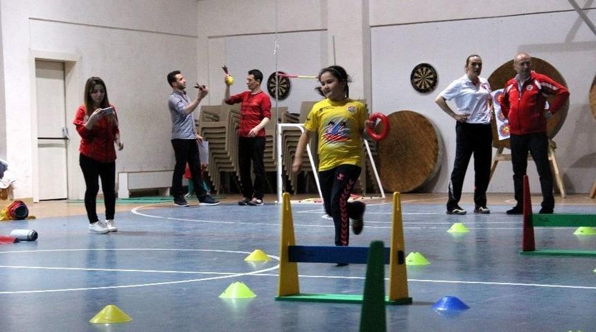 Hem Eğlendiler, Hem &Ouml;ğrendiler