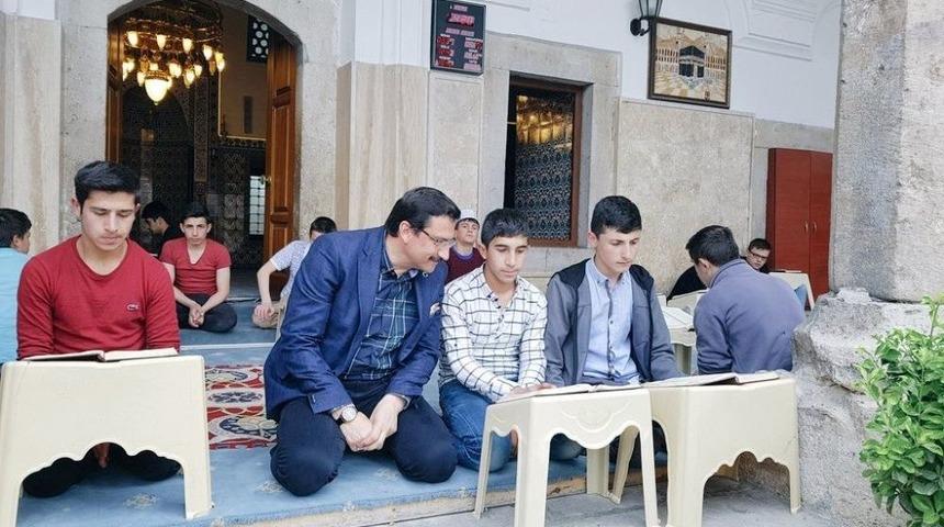 Başkan Mustafa Ak, &Ccedil;orum Ve Amasya&rsquo;yı Ziyaret Etti