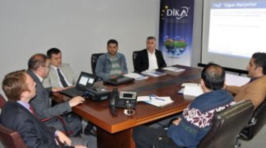 Dika&rsquo;dan Başarılı Proje Sahiplerine Uygulamalı Eğitim