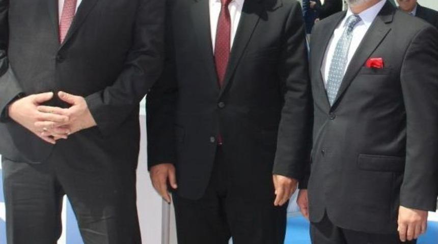 Bakan Özhaseki: "türkiye’de 7,5 Milyon Civarında Riskli Bina Var”