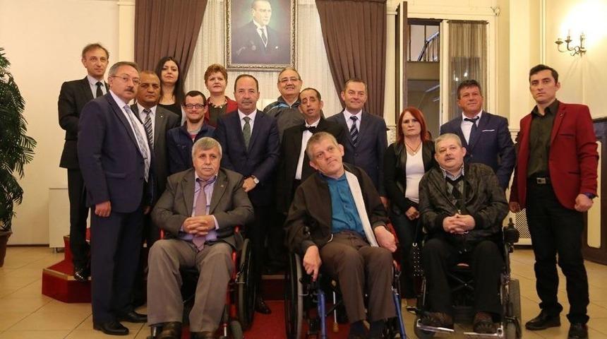 Engelli Derneklerinden &Ouml;zel Ziyaret