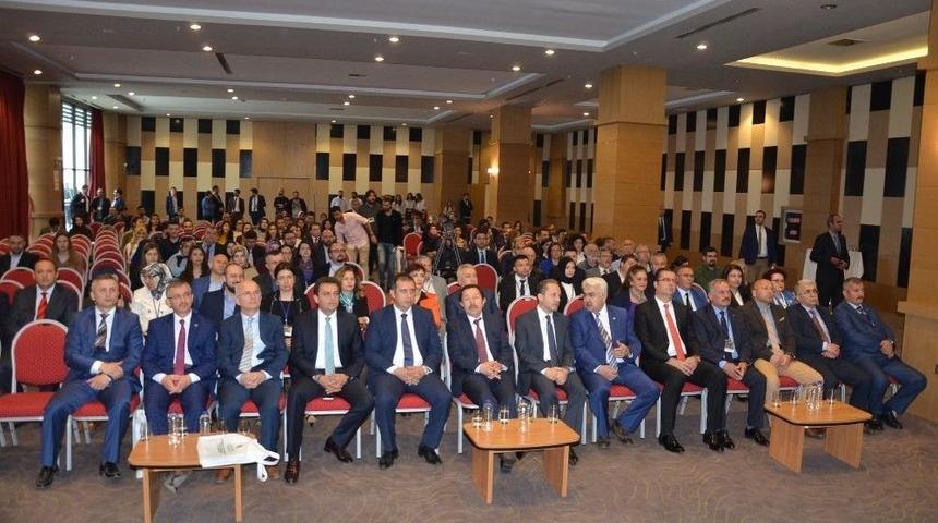 &Uuml;nye&rsquo;de Fındık Sempozyumu