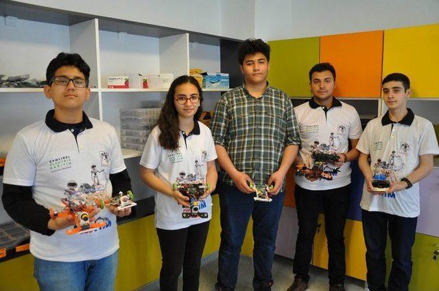 Çedaş, Sivas Bilsem’e Robot Yarışmasında Sponsor Oldu