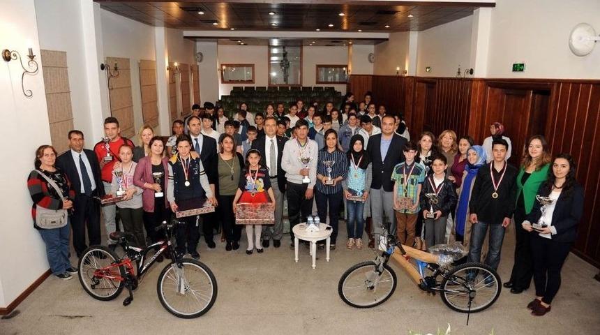 Şampiyonlar &Ouml;d&uuml;llerine Kuvuştu