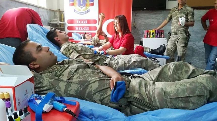 Jandarma Vatan İ&ccedil;in Can, Millet İ&ccedil;in Kan Veriyor