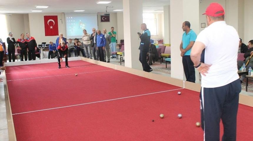 Huzurevi Sakinleri ‘bocce’ Turnuvasında Buluştu