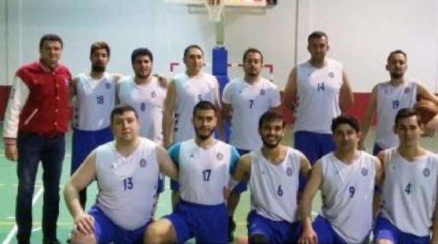 K&uuml;tahya&rsquo;da Tek İl&ccedil;e Basketbol Takımı Emet Belediyespor