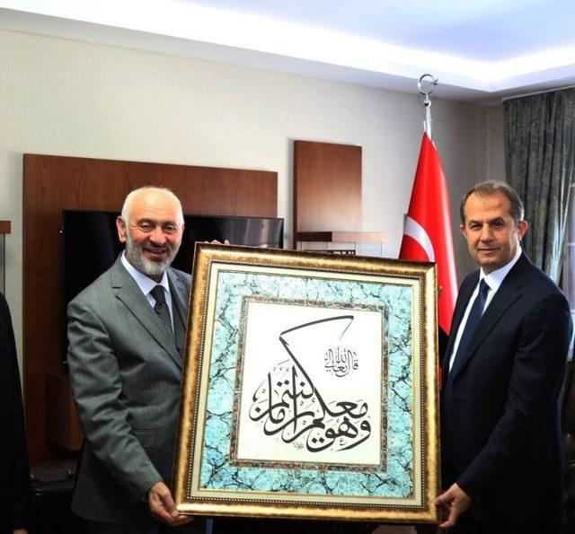 M&uuml;ft&uuml;lerden Vali Taşyapan&rsquo;a Ziyaret 1