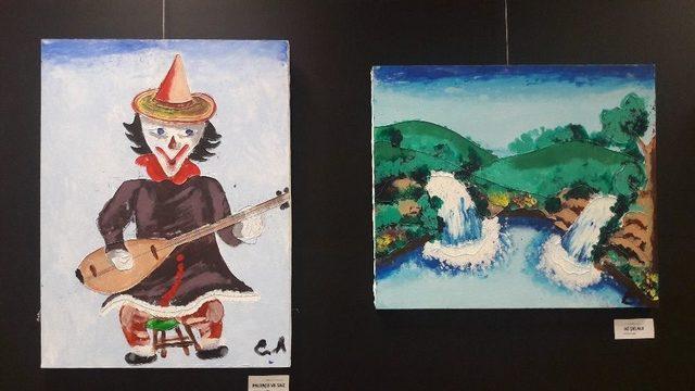 D&uuml;nyaca &Uuml;nl&uuml; G&ouml;rme Engelli T&uuml;rk Ressamın Eserleri Yenikapı Metro İstasyonu&rsquo;nda 2