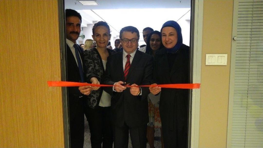 Sağlık &Ccedil;alışanları Hastanede Resim Sergisi A&ccedil;tı