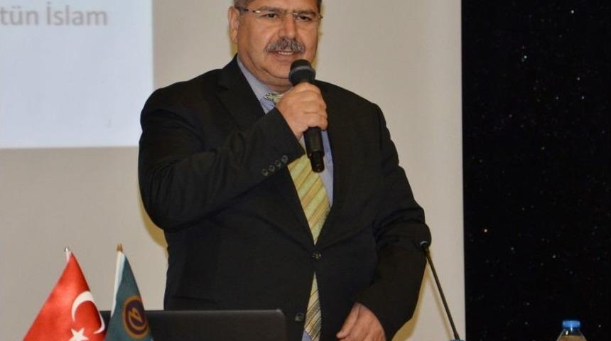 T&uuml;rkiye Gazetesi Genel Yayın Y&ouml;netmeni Kapan, Malatya&rsquo;da Panele Katıldı